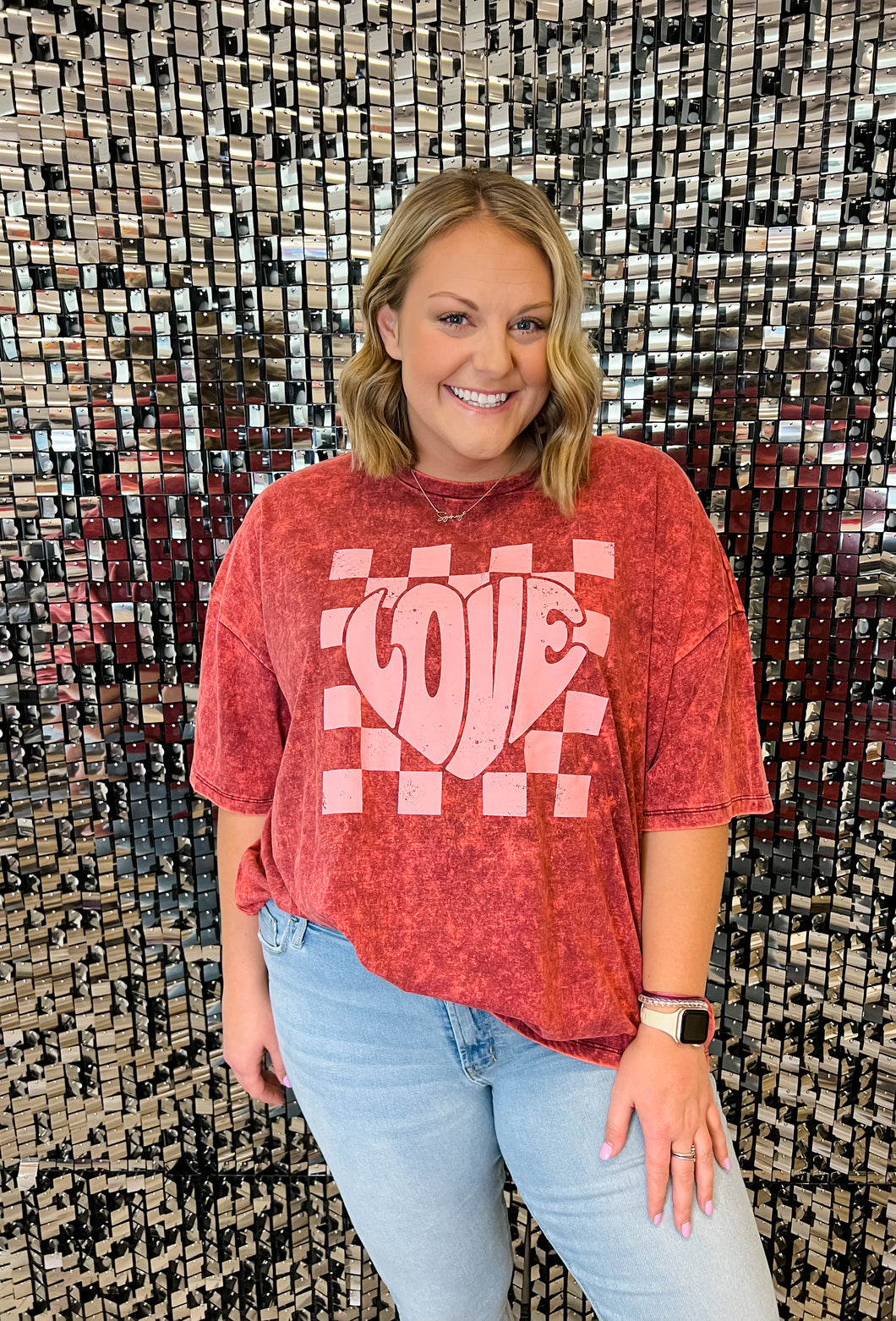 LOVE Tee
